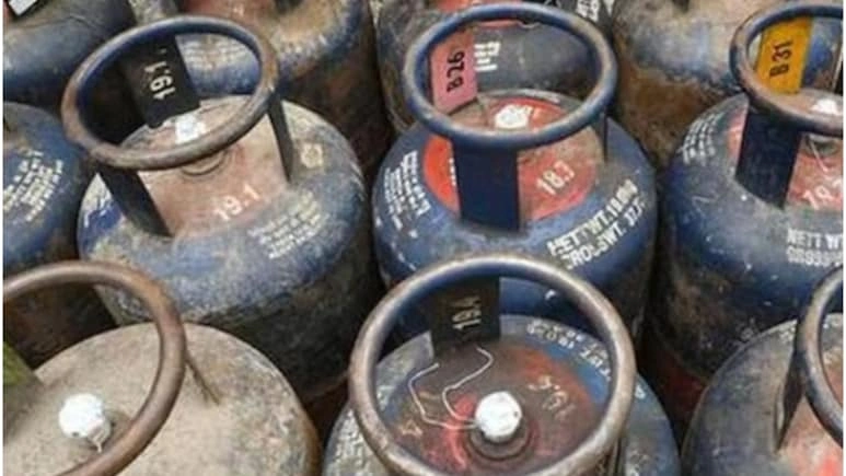 Commercial LPG Cylinder Prices Slashed by Over ₹200, Major Relief for Businesses