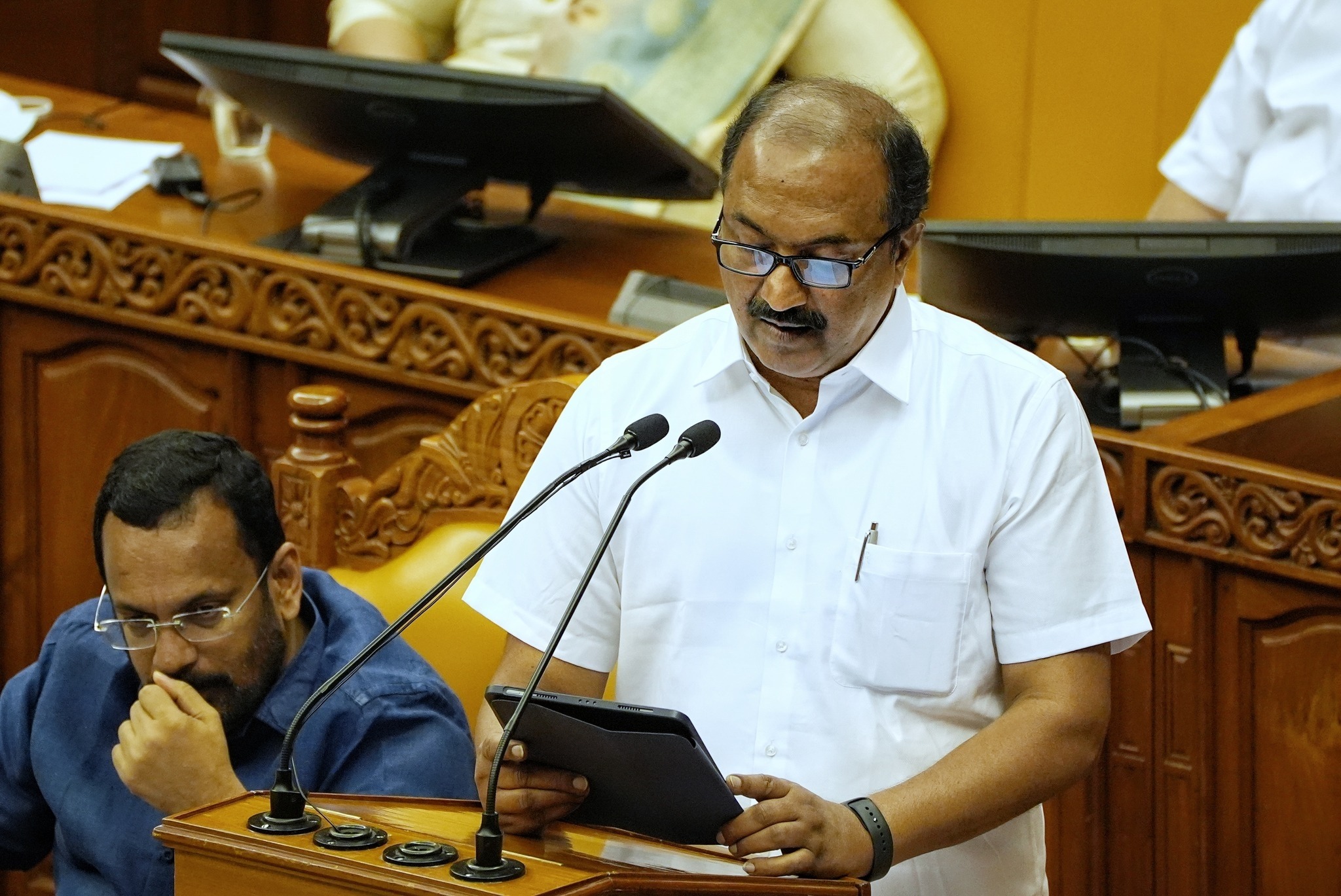 Kerala Budget 2025-26 vs 2024-25: Sectoral Shifts amid Fiscal Tightening