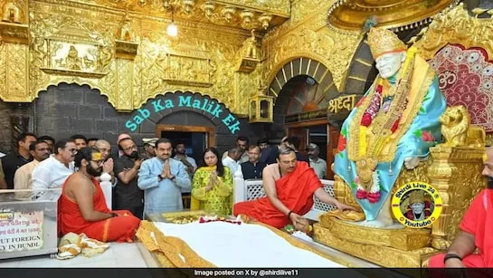 Gautam Adani’s Spiritual Sojourn at Baba Baidyanath Dham: Prayers for National Prosperity from Jharkhand’s Sacred Jyotirlinga
