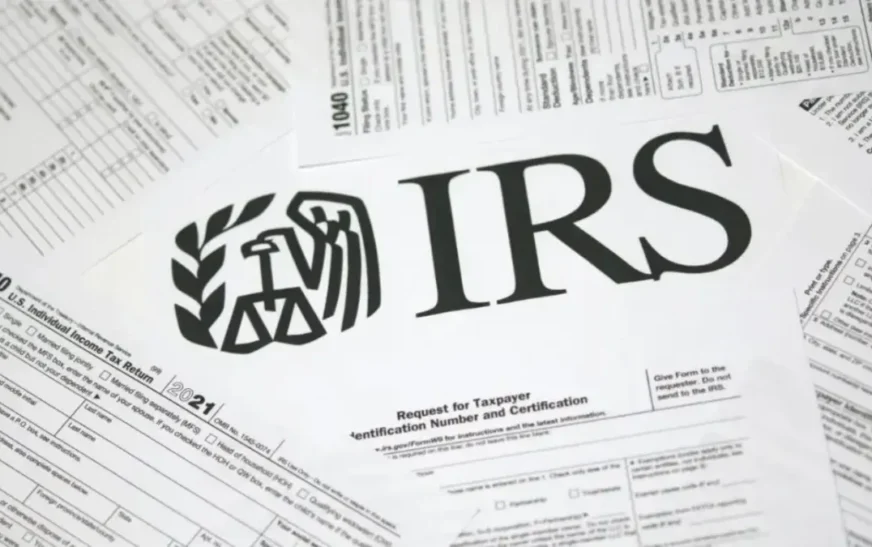 IRS tax refunds: This strategic change in filing income tax to bring more refunds. Details here .