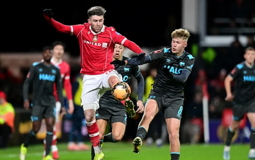 Wrexham Edges Ipswich, Chelsea Thumps Hull in FA Cup