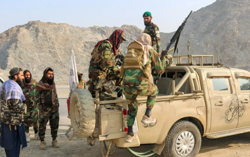 Pakistan-Afghanistan Border Clashes Escalate with Deadly Ground Attacks