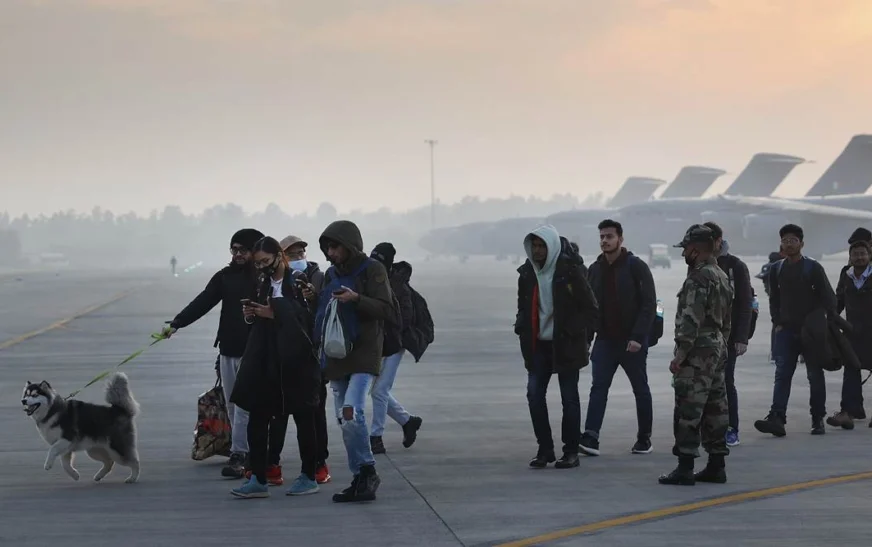 Centre Debunks Fake Claims of 3,000 Ukrainians Entering India