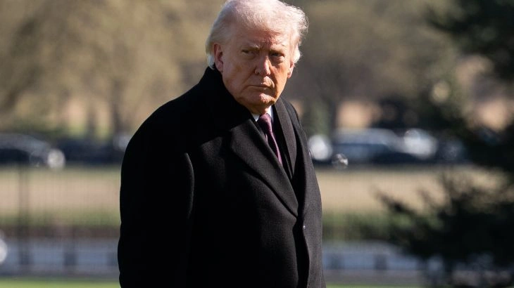 Trump Issues 48-Hour Ultimatum to Iran Over Strait of Hormuz