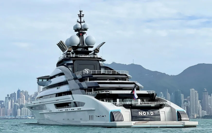 Russian Superyacht Nord, Worth Over $500 Million, Crosses Blockaded Strait of Hormuz