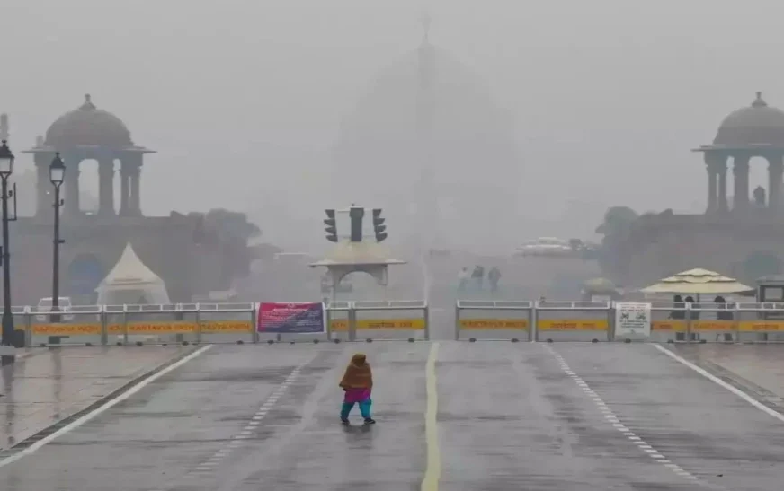 Delhi–Noida hit by pre‑monsoon rains; IMD issues yellow alert for thunderstorms