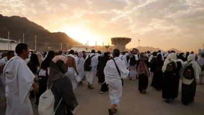 Pilgrims Perform ‘Stoning the Devil’ Ritual as Hajj 2026 Nears Conclusion