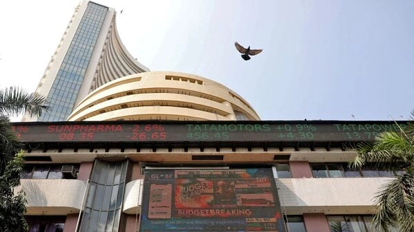 Stock Market Holiday Today: BSE and NSE Closed for Maharashtra Day; MCX Commodity Trading to Open at 5 PM