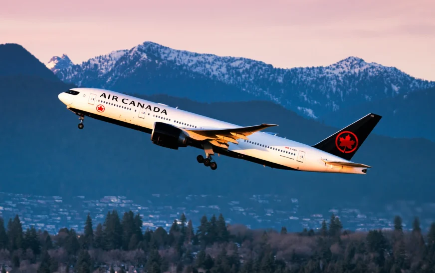 Former Air Canada Pilot Charged for Allegedly Using Fake Licence, Flew Over 900 Flights Across 16 Years