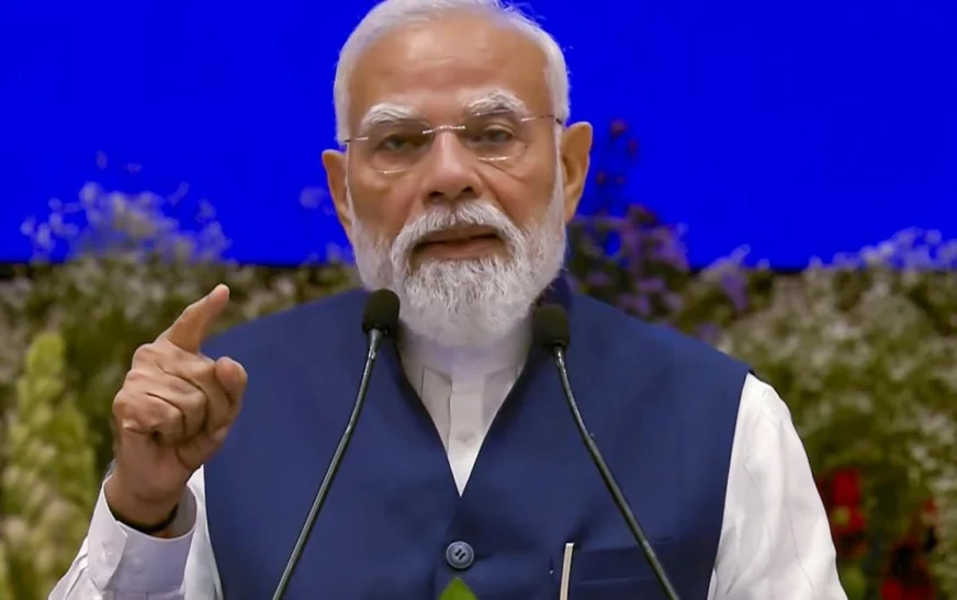  NDA Hails Modi’s Record Tenure, PM Targets Congress at Conclave