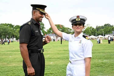  College Sweethearts Fulfil Dream of Serving India in Army and Navy