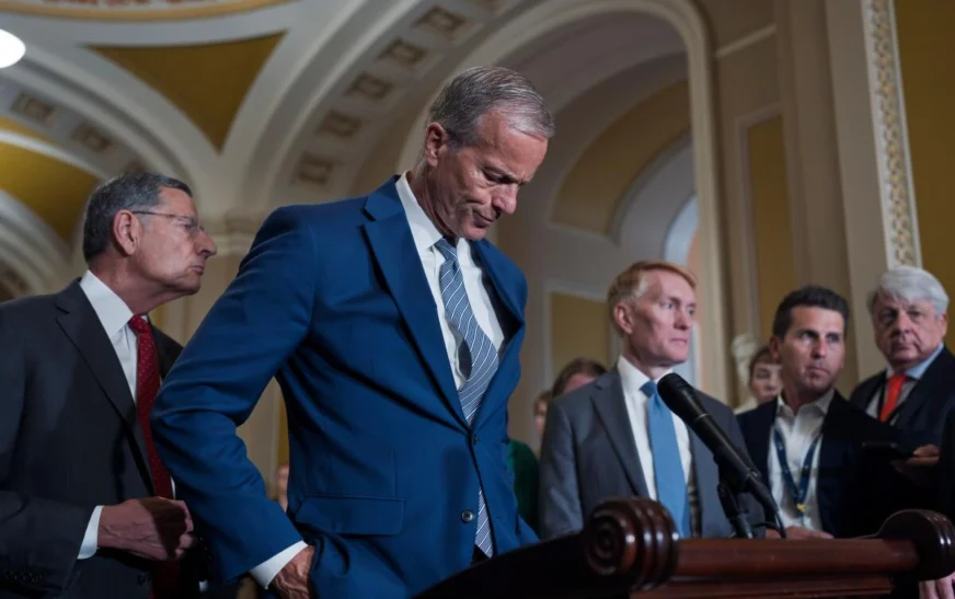 US Senate Approves War Powers Resolution in Rare Rebuke to Trump Over Iran Conflict