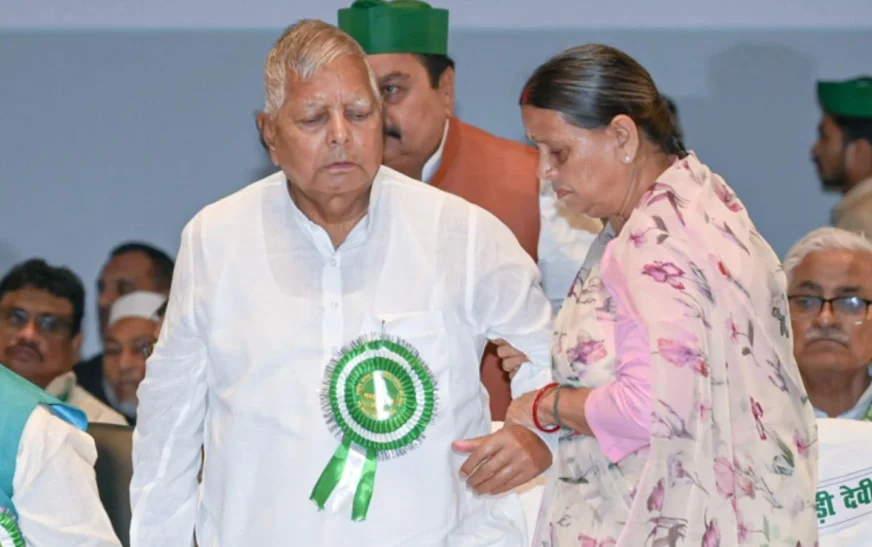 Lalu, Rabri Reject New Security Team After Z-Plus Cover Withdrawal