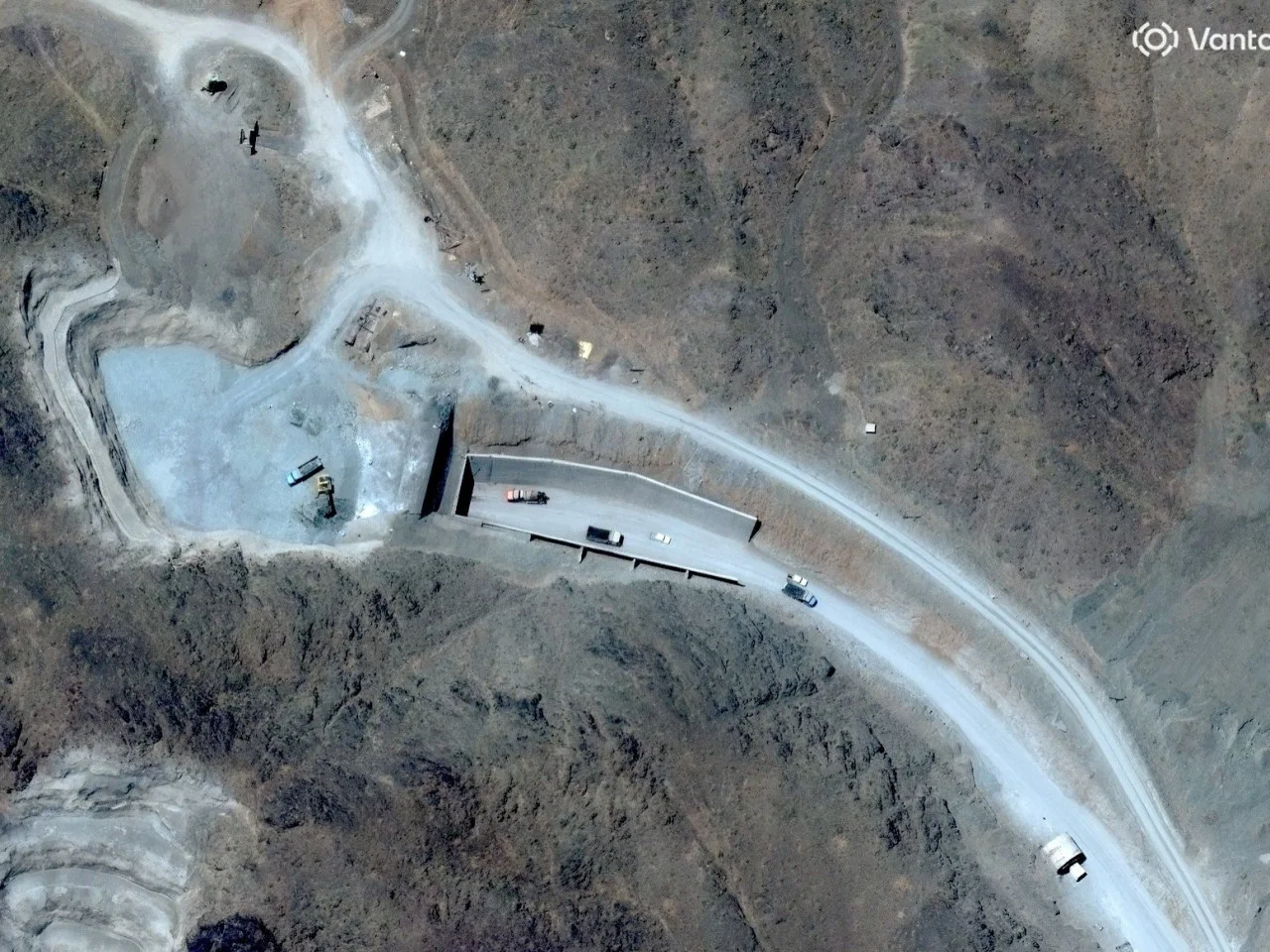 Trump Threatens Pickaxe Mountain Strike: Why the Iran Nuclear Site Matters